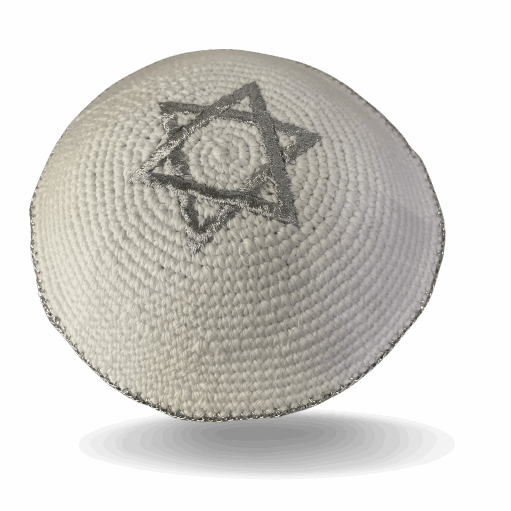 כיפה סרוגה לבנה מגן דוד