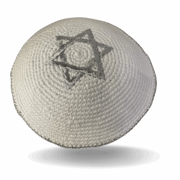 כיפה סרוגה לבנה מגן דוד